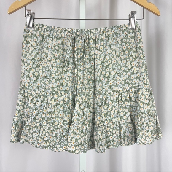 Urban Outfitters Small Ditsy Floral Ruffle Boho Cottagecore Elastic Mini Skirt - Picture 1 of 7
